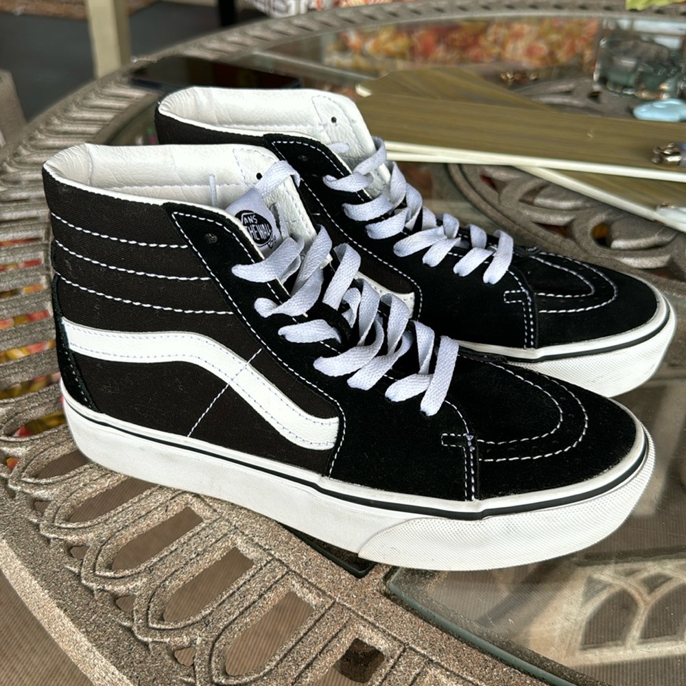 Women’s Platform Sk8 Vans
